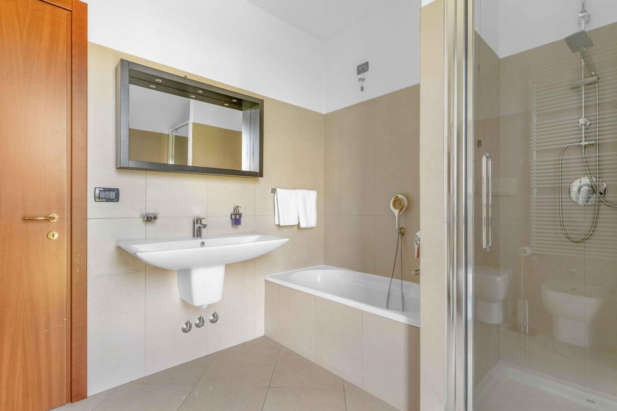 Santa Giulia Suite - Futurismo 17 มิลาน ภายนอก รูปภาพ